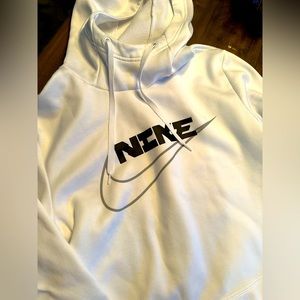 Men’s Nike Sweatshirt